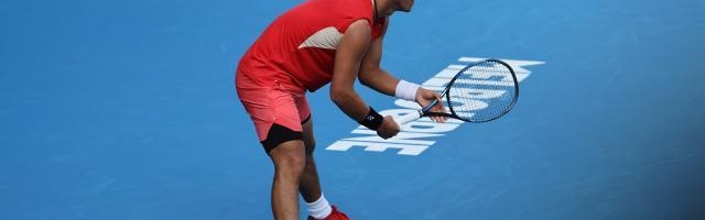 布云朝克特：当冲击者成了被冲击者