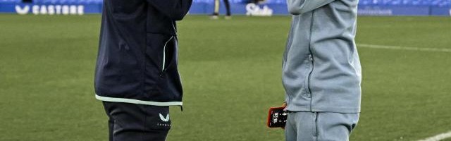 MK体育下载-阻止扬教授父子同台，弗格森之子振振有词：我想赢！